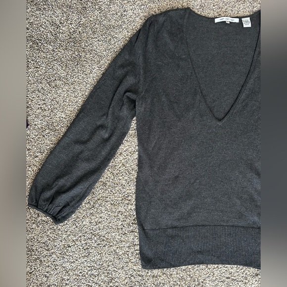 Eight eight eight cotton/rayon/angora/cashmere deep plunge sweater XL - Picture 4 of 11